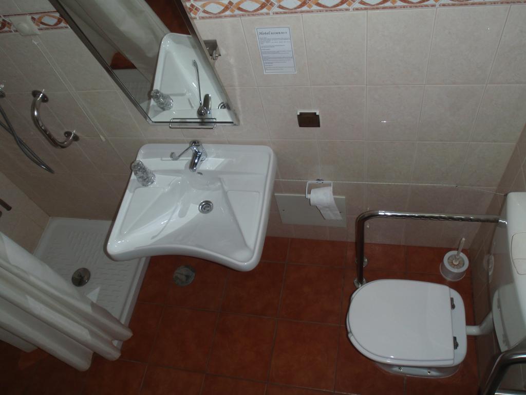 Hotel Romba Ourique Ngoại thất bức ảnh